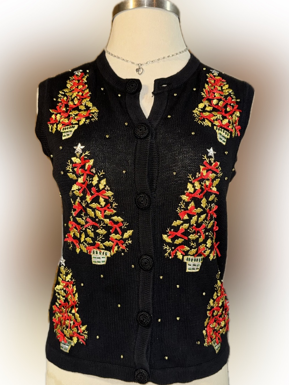 Vintage Victoria Harbour Festive Embroidered Sweater Vest Red & Gold Accents